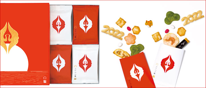 紅白に二羽の鶴の紋様がお年賀にふさわしい「二〇二二餅」